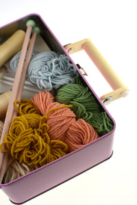 Kaper Kidz - DIY Wooden Knitting Kit Playset in Carry Case
