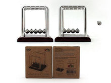 Newton's Cradle - Small